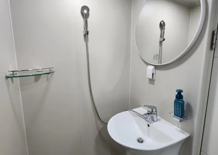 Cozy House 10min Walk From Kunkuk Station Line2 Line7 Guest house Seoul