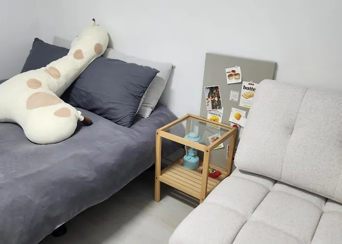 Cozy House 10min Walk From Kunkuk Station Line2 Line7 4* Seoul